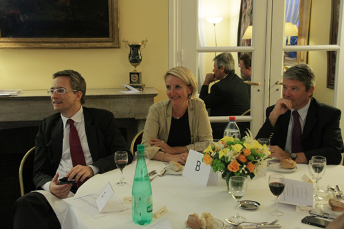 Dîner-débat avec le Groupe de liaison Parlement-Commerce.