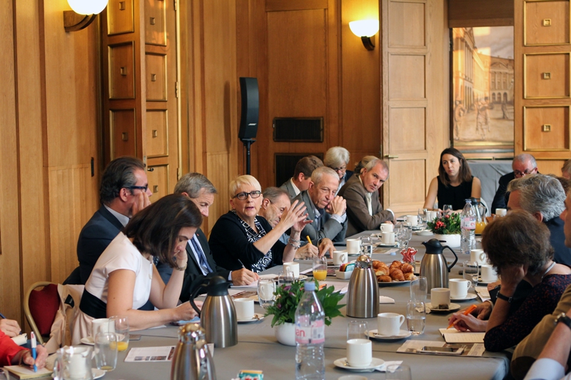 Petit-déjeuner du Club de l’Audace avec Mercedes ERRA