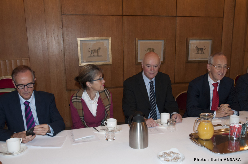 Petit-déjeuner avec Son Excellence Sir Peter RICKETTS