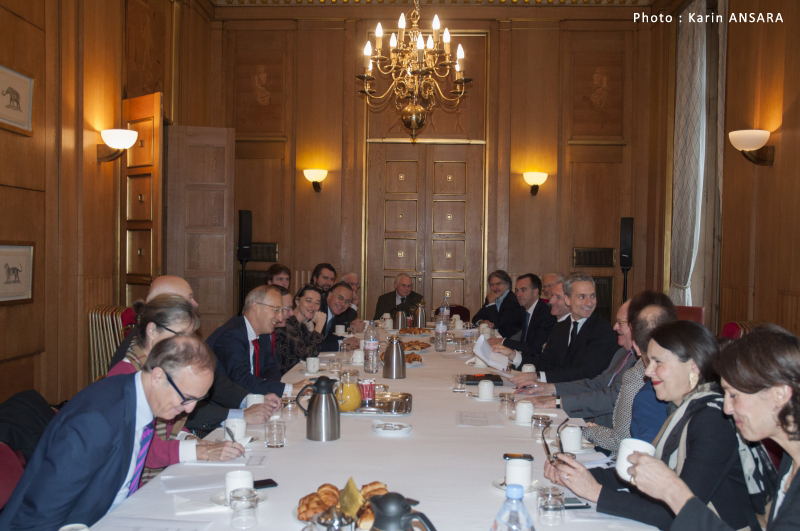 Petit-déjeuner avec Son Excellence Sir Peter RICKETTS