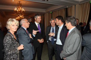 Dîner organisé à l’hôtel Le Bristol, sous le patronage de M. Laurent WAUQUIEZ, secrétaire d’Etat chargé de l’Emploi.